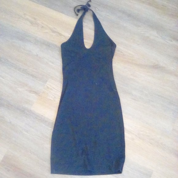 Cute slim fit halter top black dress - Picture 1 of 1